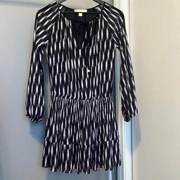 Michael Kors | Dresses | Michael Kors Navy And White Dress With Gold  Hardware | Poshmark